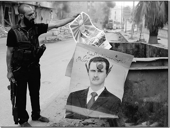 بشار الأسد يستعد للدخول إلى القصر الجمهوري - Bashar Assad getting ready to walk into republic palace